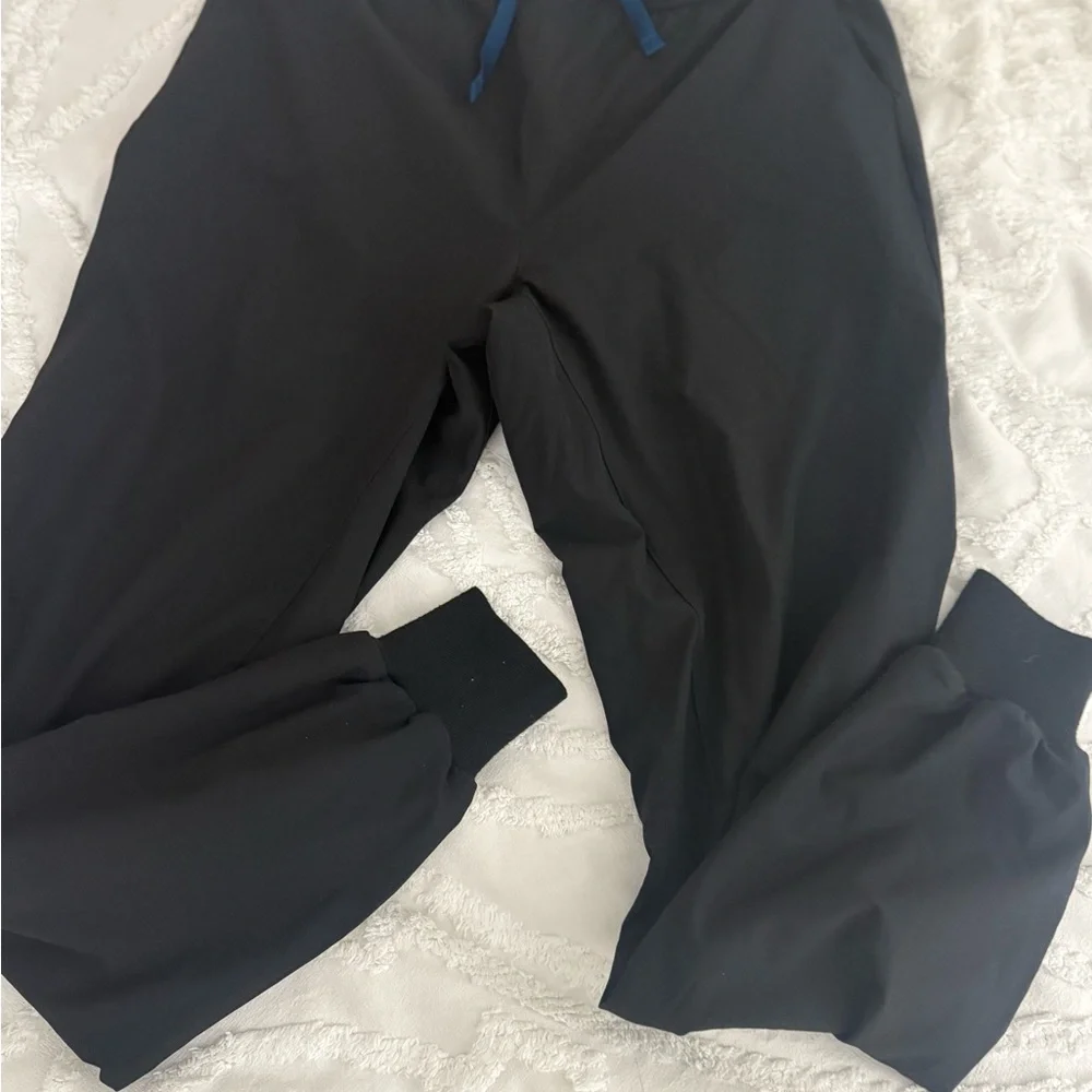 Figs Men's Lined Black Jogger Pants